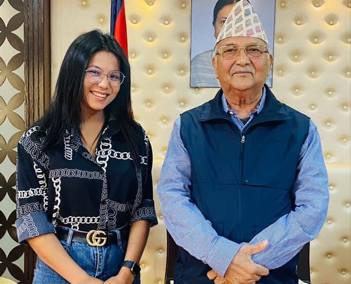 जुरेलीको समूहले भृकुटीमण्डपमा रेस्लिङ प्रतियोगिता गर्ने