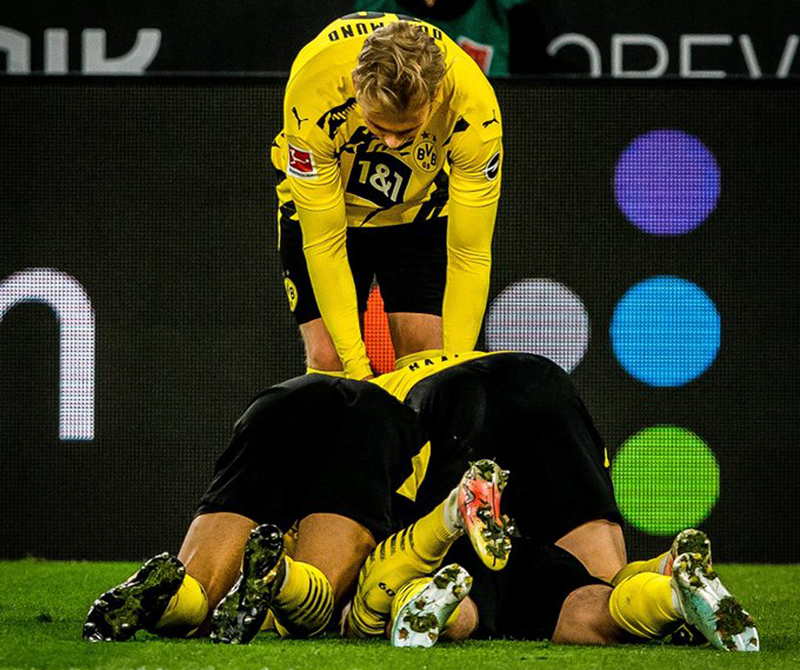 जर्मन बुन्डेसलिगा : रिउसको गोलमा डर्टमन्डको जित