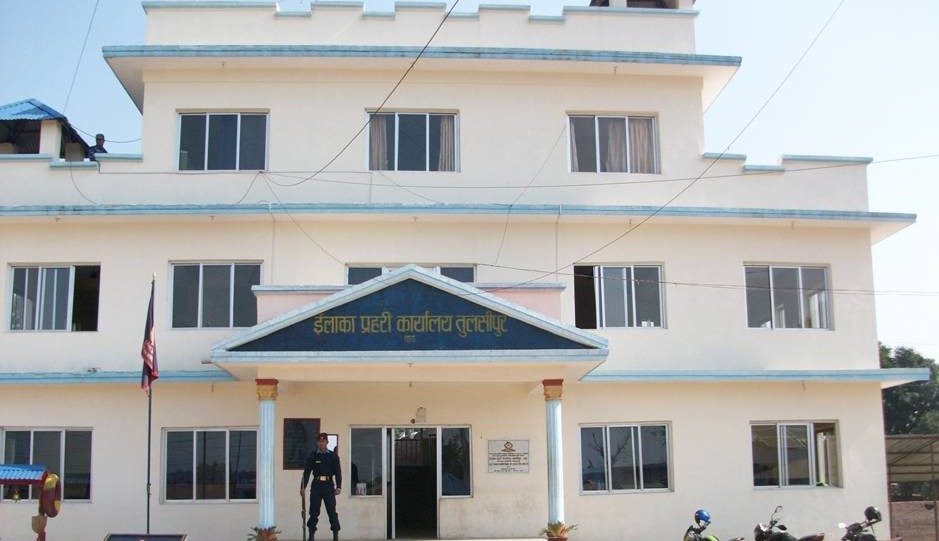 कारमा भेटिएका तीन बच्चाको शव पहिचान हुन सकेन, शंकास्पद एक पक्राउ 