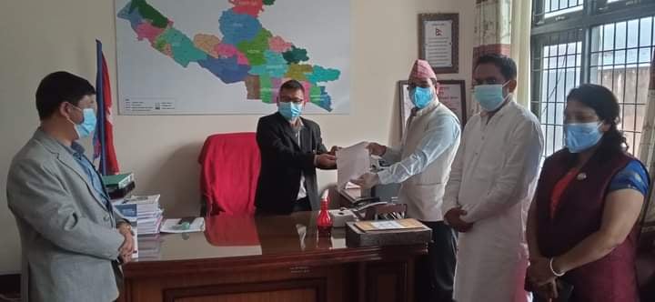 ‘अल्पमतले बहुमतलाई शासन गर्न खोजेपछि पुन: अविश्वास प्रस्ताव’