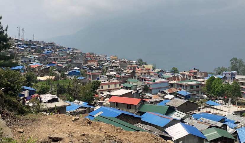 गण्डकी प्रदेशबाट स्वास्थ्यकर्मीको टोली बारपाकमा