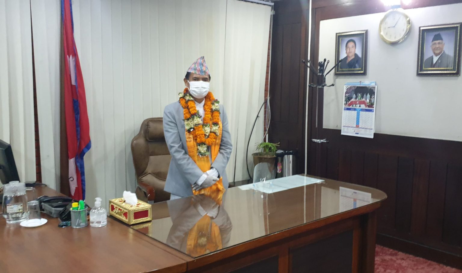 नवनियुक्त स्वास्थ्यमन्त्री तामाङले गरे पदवहाली