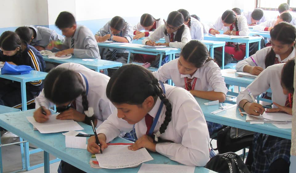 निजी स्कुलमा मनलाग्दी शुल्क, मापदण्ड तोक्न सधैं विलम्ब