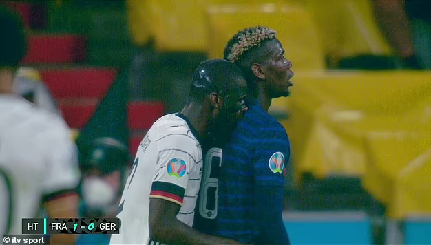 जब रुडिगरले पोग्बालाई टोक्ने प्रयास गरे...