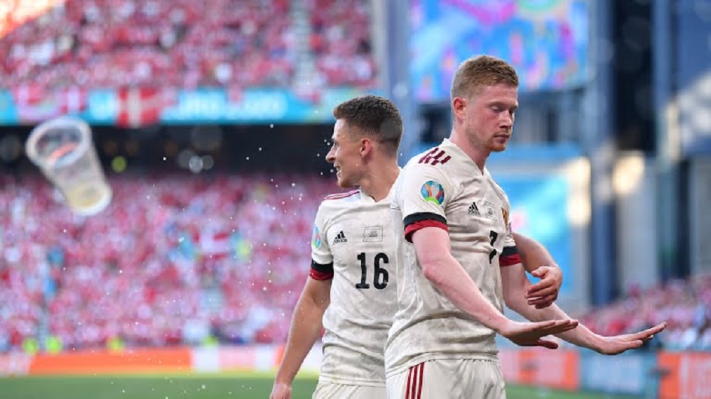 गोलकर्ताले नै उत्सव नमनाएकाे खेल जित्दै बेल्जियम युरो कपको अन्तिम १६ मा