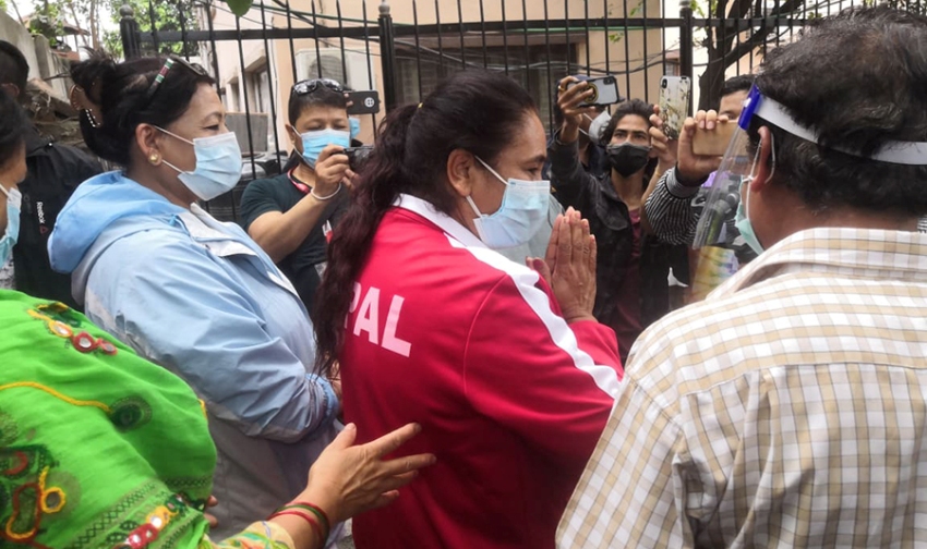 रूपालाई कोठा नदिने घरबेटी रिहा भइन्