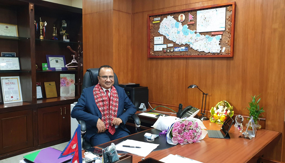 पोखरलले सम्हाले सिभिल बैंकको सिइओको पदभार