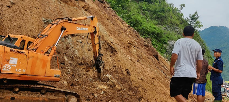 नारायणगढ-मुग्लिन सडकखण्ड एकतर्फी सञ्चालनमा