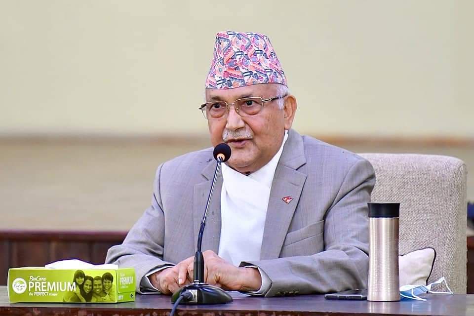फैसलाले शक्ति सन्तुलनका पिल्लर हल्लाएको छ, तैपनि अदालतको आदेश मान्छौँ : ओली पक्ष