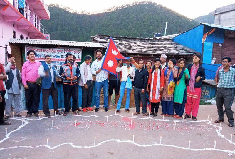 देउवा प्रधानमन्त्री नियुक्त भएको खुसीयालीमा दीप प्रज्वलन