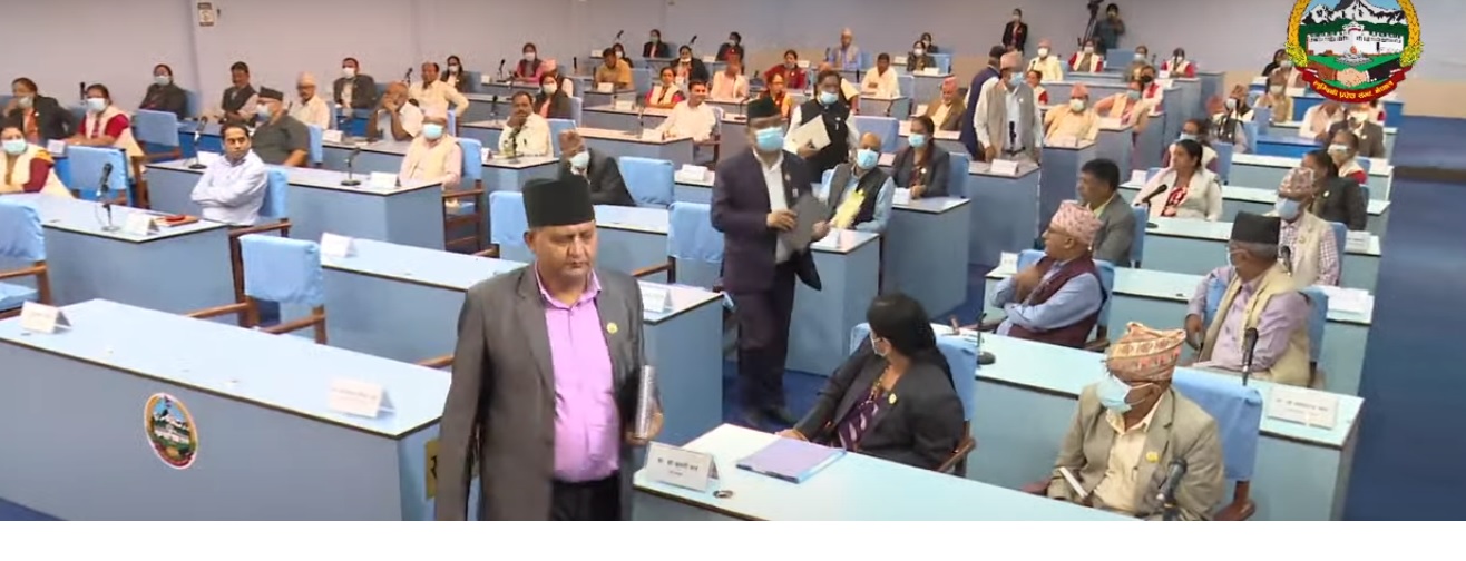 सत्तापक्ष नै बाहिरिएपछि लुम्बिनीको प्रदेशसभा बैठक स्थगित 