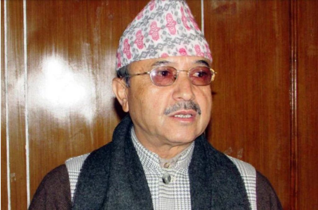 गण्डकीको हेरफेर र उमेश श्रेष्ठलाई स्वास्थ्य मन्त्रालयबारे कांग्रेस महामन्त्री खड्काले माफी मागे