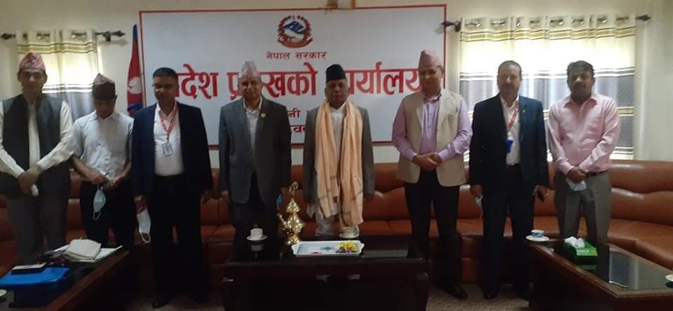 लुम्बिनीका निवर्तमान प्रदेश प्रमुख यादवको विदाइ