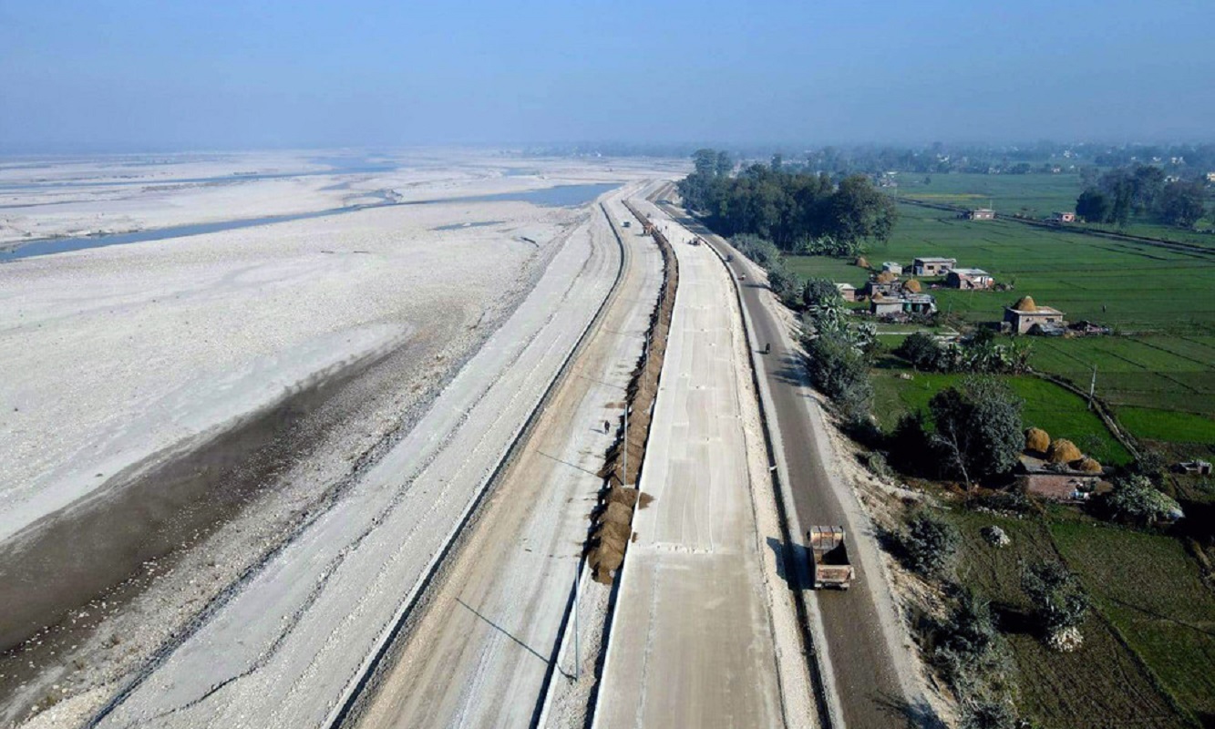 बाढीको त्रास हटेर पर्यटन गन्तव्य बनेको महाकाली तट