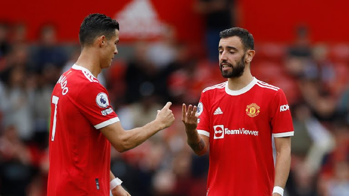 म्यानचेस्टर युनाइटेड आफ्नै मैदानमा भिल्लासँग पराजित