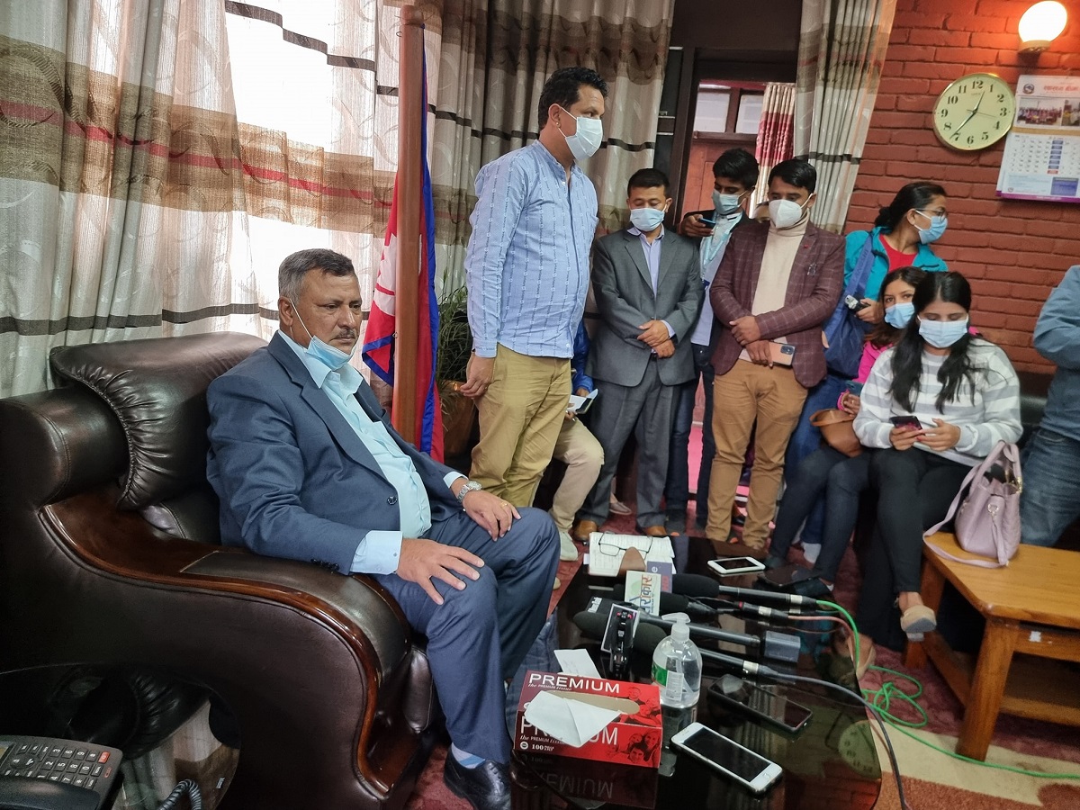 १५ दिनभित्र एक करोड डोज फाइजर र मोडर्ना खोप आउँछ : स्वास्थ्यमन्त्री