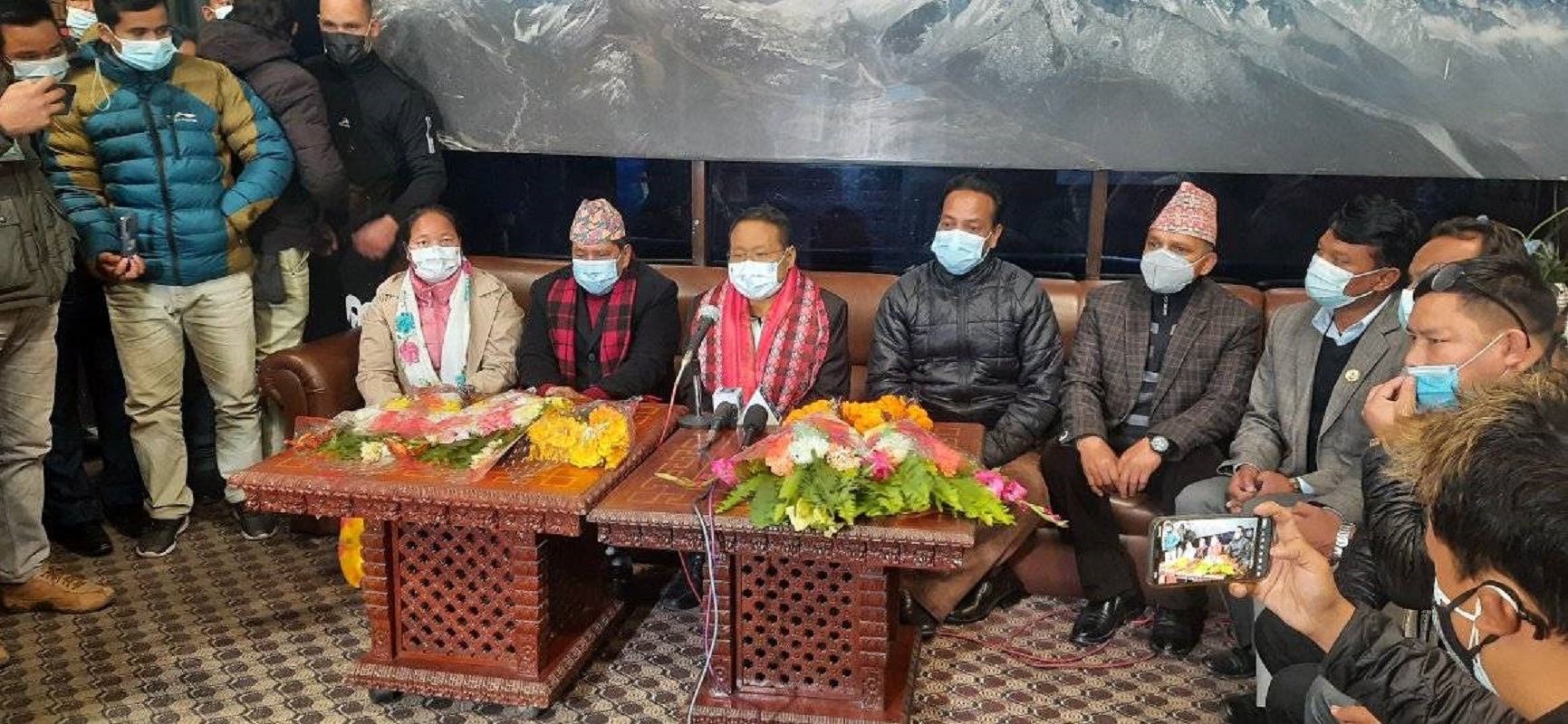 चीनबाट फर्किए वर्षमान, भन्छन्- महासचिवमा दाबी गरेकै हुँ
