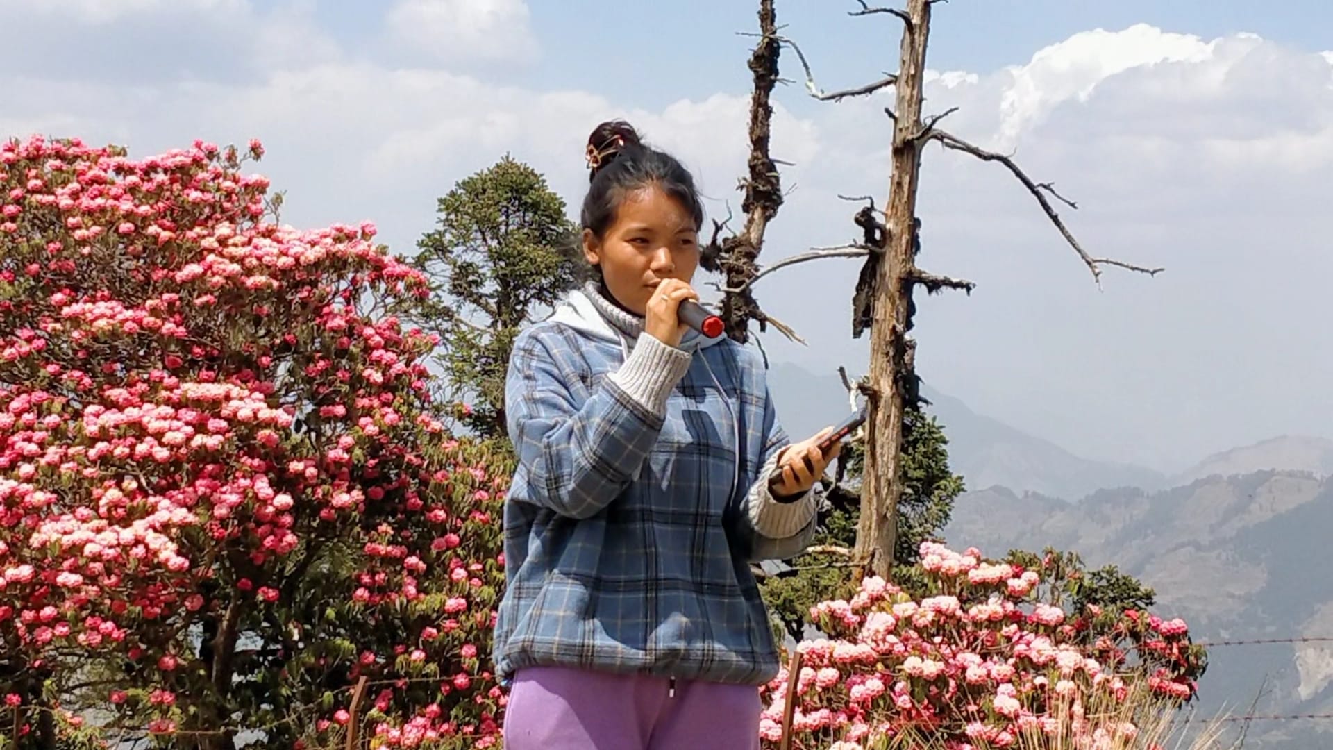 जलजलामा गुराँस मेला सम्पन्न