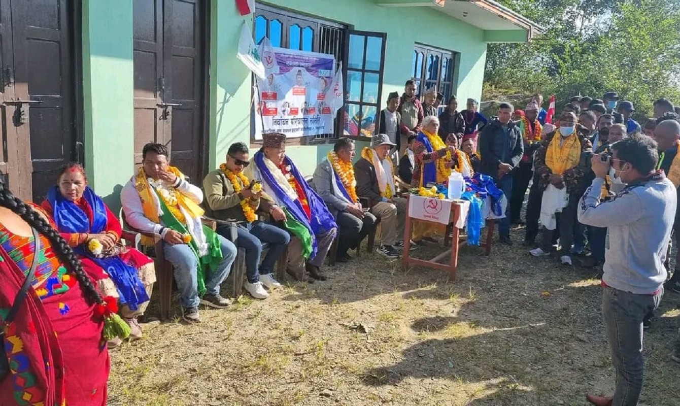 सिन्धुपाल्चोक-२ मा चुनावी प्रचारसँगै उत्सवको झल्को