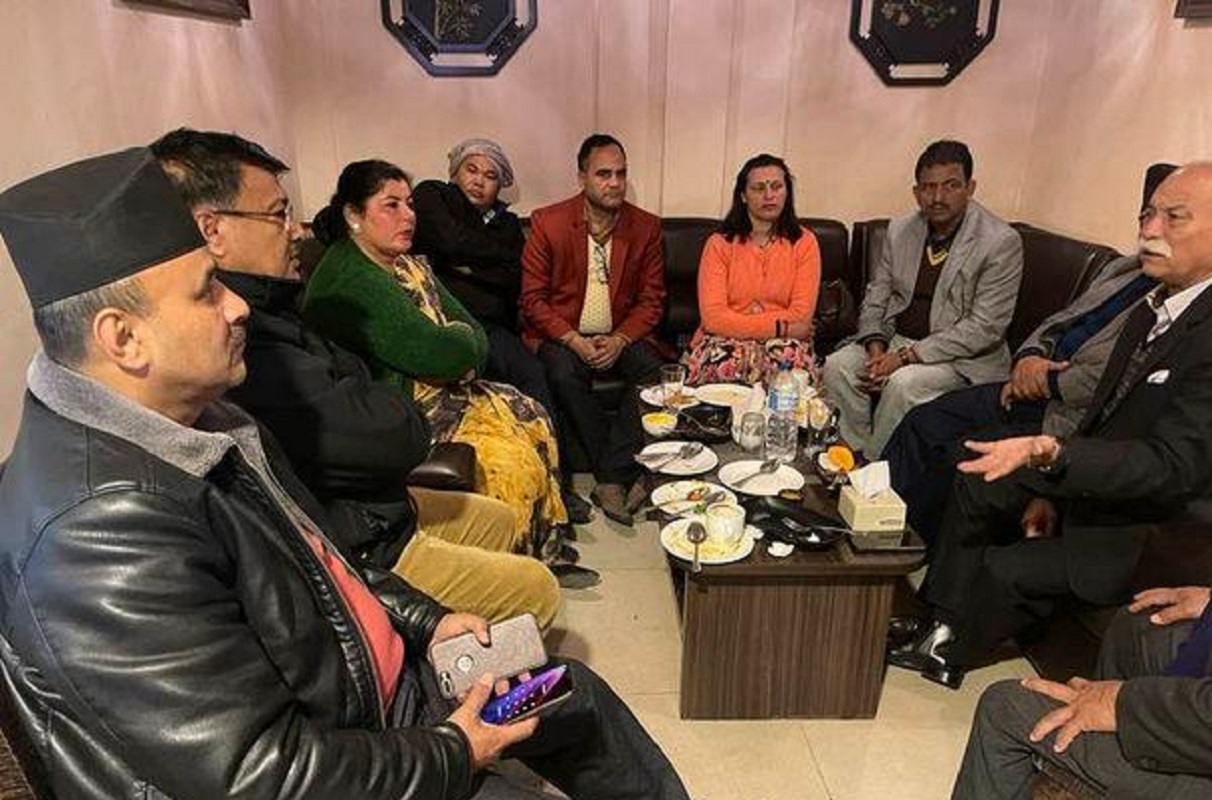 कांग्रेसका दर्जन केन्द्रीय सदस्यद्वारा केन्द्रीय समिति बैठक बोलाउन माग