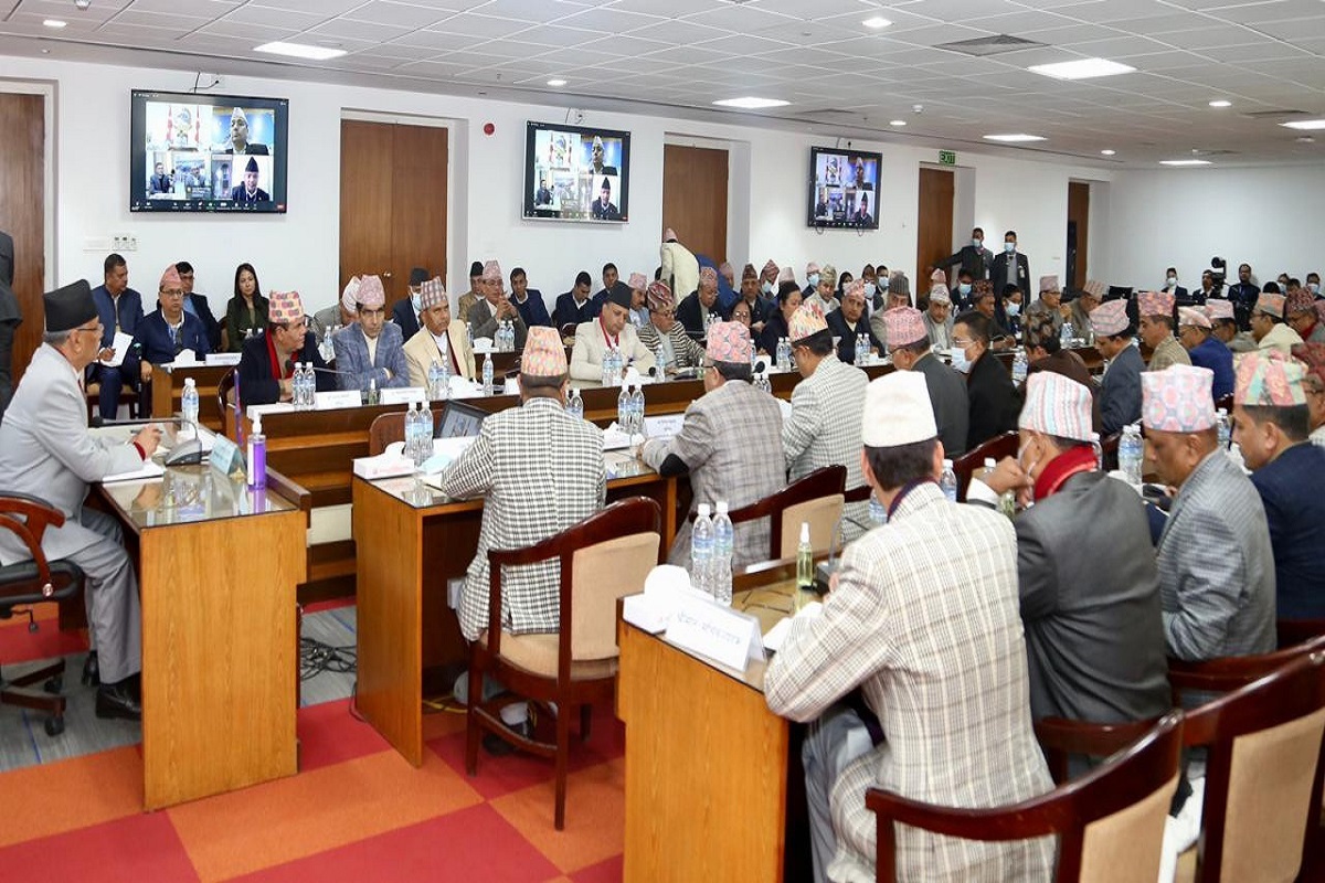 प्रधानमन्त्री प्रचण्डले मागे विभिन्न मन्त्रालयका सचिवसँग कामको विवरण