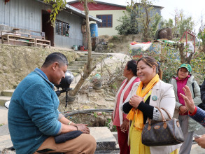 काठमाडौं-७ का जनताको घरदैलोमा बिमला, जनताका चाहना पूरा गर्ने बाचा