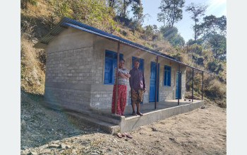 झुपडीमा बस्दै आएका मीमबहादुरलाई घर