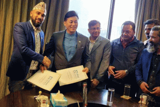 सगरमाथा लुम्बिनी इन्स्योरेन्स र मोबाइल व्यवसायी महासंघबीच सम्झौता
