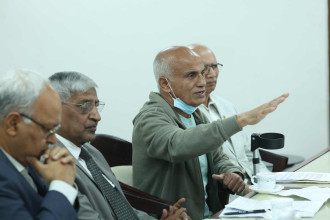 स्वार्थ समूहको चलखेलमा भएका निर्णय उल्टाउन प्रधानमन्त्रीसँग गोविन्द केसीको माग