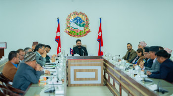 विश्वविद्यालयमा रहेका दलीय विद्यार्थी र कर्मचारी संगठन हटाउने निर्णय कार्यान्वयन गर्न प्रधानमन्त्रीको निर्देशन