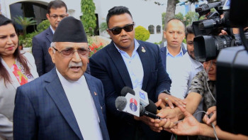 संसद् खोल्‍नेबारे ओलीले भने - एमालेमाथिका आरोप फिर्ता लिनुपर्‍यो नत्र प्रचण्डको राजीनामा चाहियो 