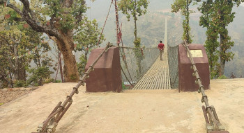 अब ३० मिनेटको दूरीमै भेटिनेछन् झोलुंगे पुल