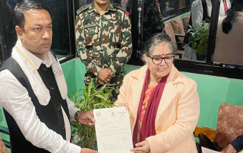 ठूलो दलको हैसियतमा एमालेका यादव मुख्यमन्त्री नियुक्त