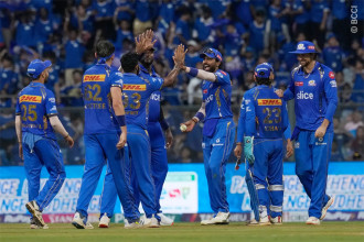 आईपीएलमा मुम्बईको विजयी सुरुवात