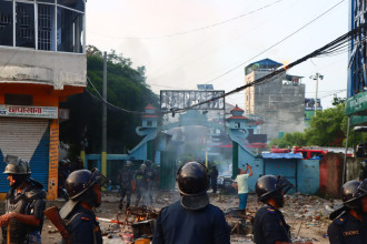 इटहरीमा प्रहरीको गोली लागेर दुई जनाको मृत्यु
