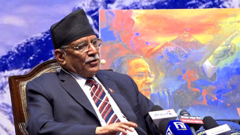 एमाले र प्रधानमन्त्री ओली नै विद्यालय शिक्षा विधेयकको विरुद्धमा हुनुहुन्छ : प्रचण्ड