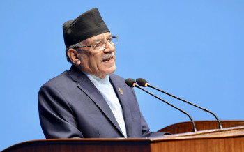 प्रतिनिधिसभामा प्रस्टीकरण दिँदै प्रधानमन्त्री प्रचण्ड