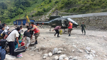 भोटेकोशी बाढीपछि २८९ विदेशी पर्यटकको उद्धार, अझै ५९१ सम्पर्कविहिन