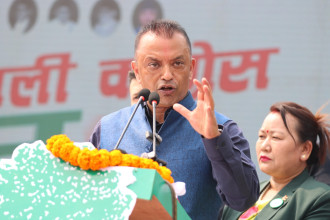 कसैलाई मौका दिने नाममा देशलाई प्रयोगशाला नबनाऔँ : सभापति थापा 