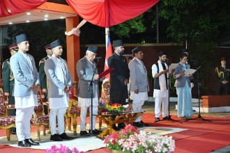 नवनियुक्त दुई मन्त्रीद्वारा शपथ ग्रहण
