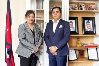 नेपाल-डेन्मार्क सम्बन्ध विस्तारका लागि सीएनआईका प्रतिनिधि र राजदूत तुलाधर बीच छलफल