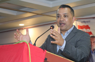 हरेक दुई महिनाको पहिलो साता केन्द्रीय समिति बैठक राख्न गगनको प्रस्ताव