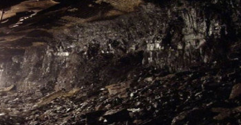 भारतको कोइलाखानीमा विस्फोटमा हुँदा खोटाङका दुई युवाको मृत्यु, चार जना छन् घाइते