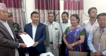 कोशीको मुख्यमन्त्रीमा माओवादीका आङ्बोको दाबी पेस
