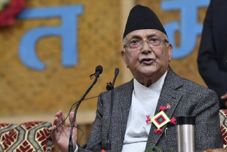 'विचारबिनाका पार्टीको लहर चलेको छ'