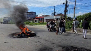 सुनसरी घटनाको प्रभाव कोशी–मधेशसम्म, कफ्र्युकाबीच प्रदर्शन