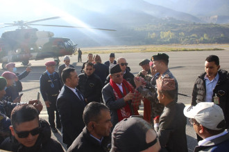 कोरला नाका निरीक्षण गर्न पुगे प्रधानमन्त्री प्रचण्ड