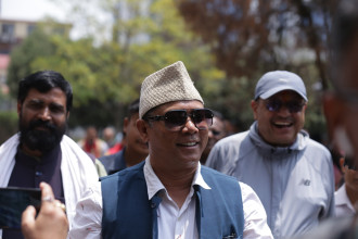 रेशम चौधरी पक्राउबारे प्रधानमन्त्रीसँग जवाफ माग, नत्र सरकार छाड्ने चेतावनी