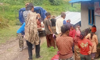किसानको उत्पादन बेच्न सत्यवतीमा कृषि एम्बुलेन्स