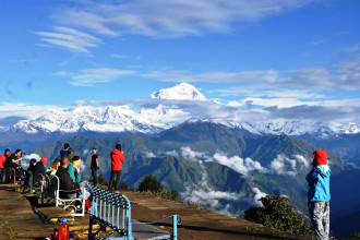 पर्यटनमा थपिँदै उत्साह, पर्यटकसँगै बढ्यो आम्दानी